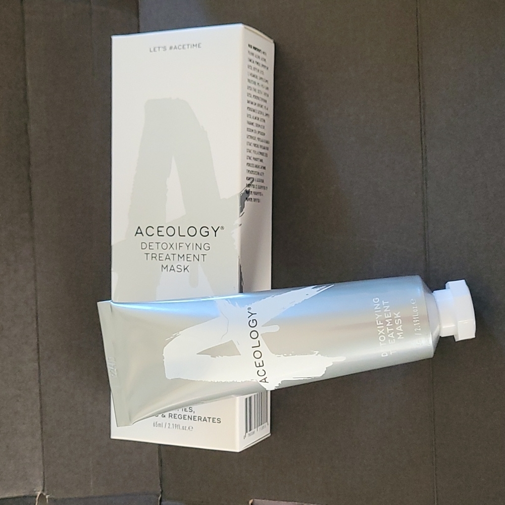 Aceology Detoxifying Treatment Mask